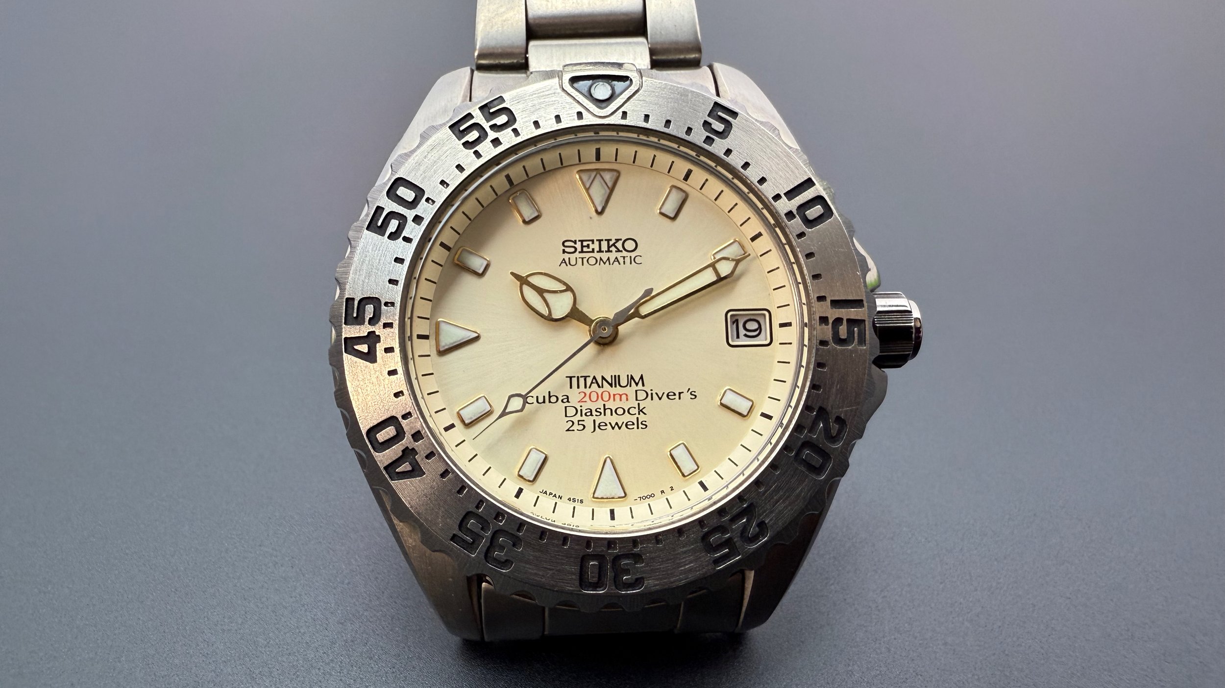 最終価格！セイコー 200m チタン4S15-7000 SCVF003 Seiko Scuba 4S15-7000 SCVF003 — VintageSeikos.NL